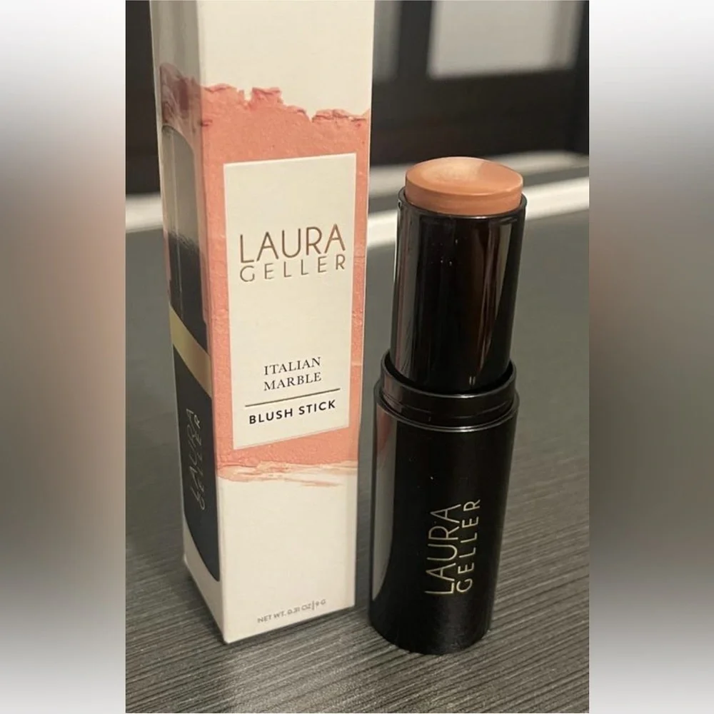NWT Laura Geller Italian Marble Blush Stick color- Apricot Spritz